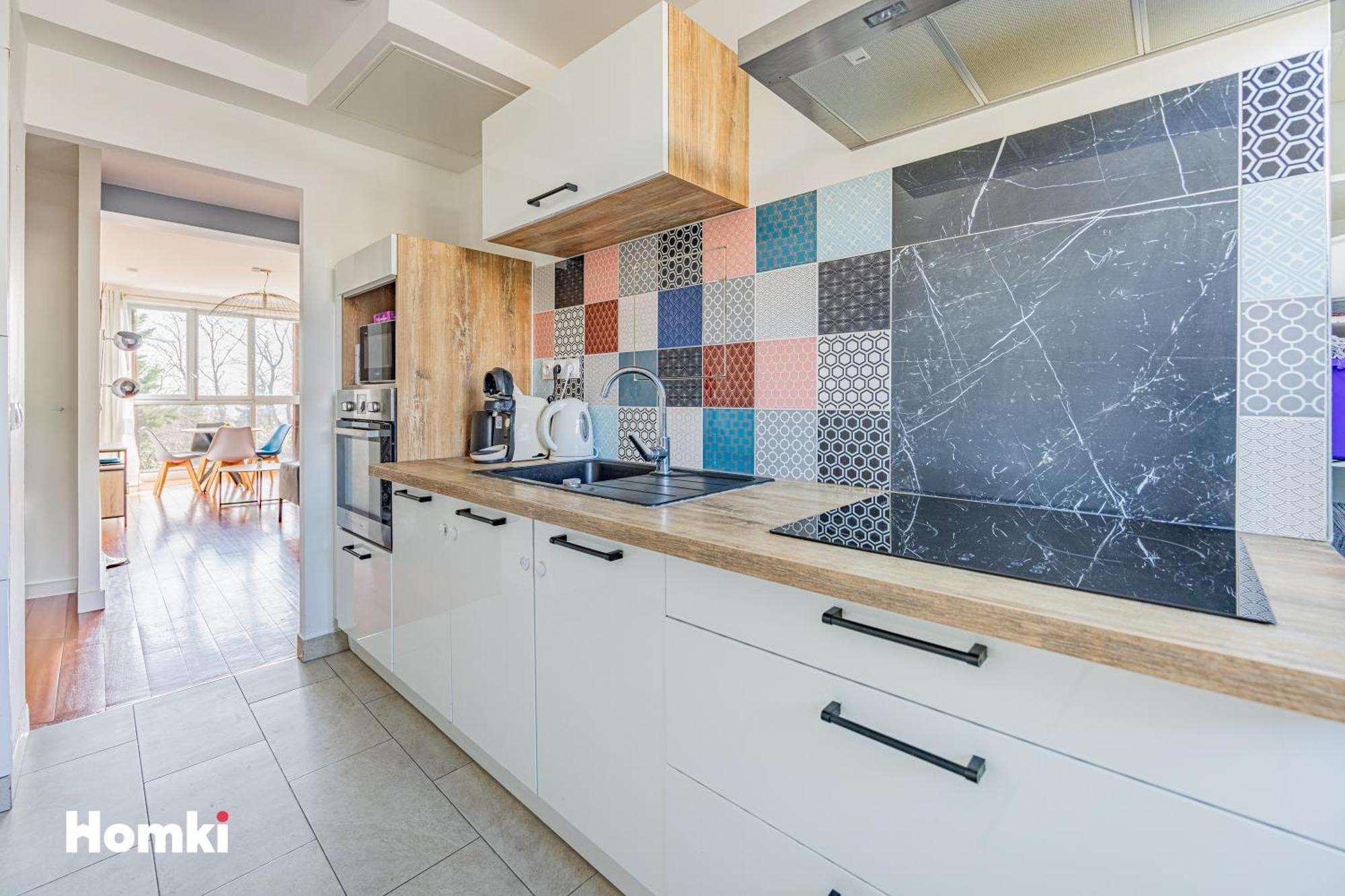 Beau T3-residence Calme-proche Paris/la Defense